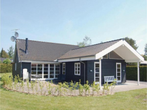 Holiday home Hasselvænget Væggerløse I